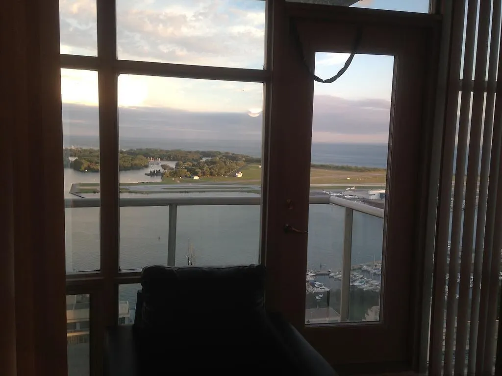 Atlas Suites - Mariner Furnished Apartments Toronto