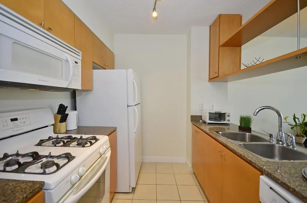 Atlas Suites - Mariner Furnished Apartments Toronto Canada
